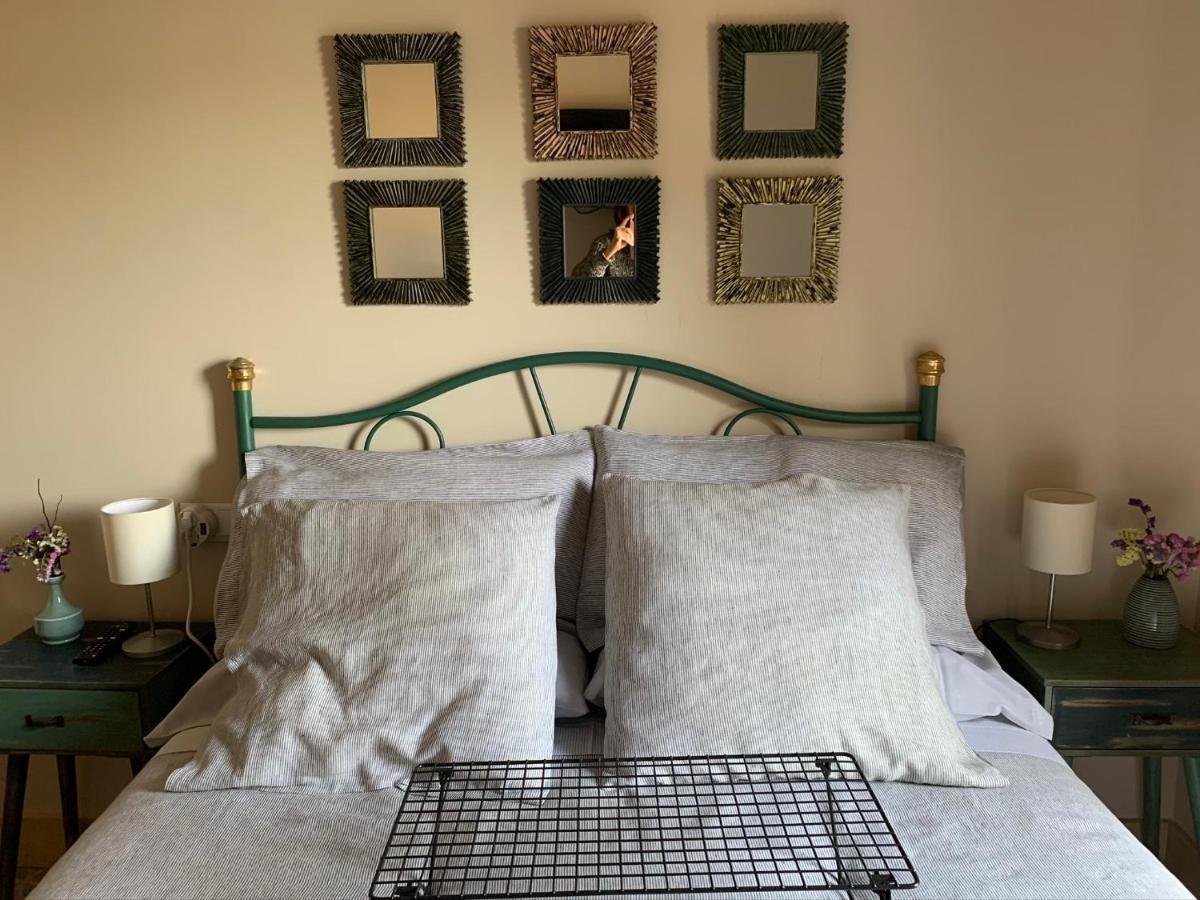 Antigua Alqueria Reformada Bed & Breakfast Valencia Bagian luar foto